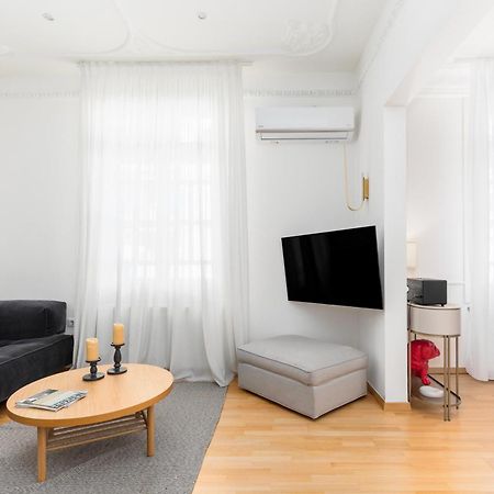 Zoe By Halu! Lovely Penthouse In The Center เทสซาโลนิกิ ภายนอก รูปภาพ